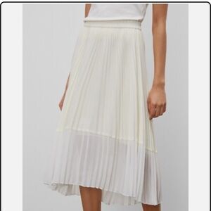 $12 for 3 Japanese Fashion Tonie Pleated Skirt WOMENS